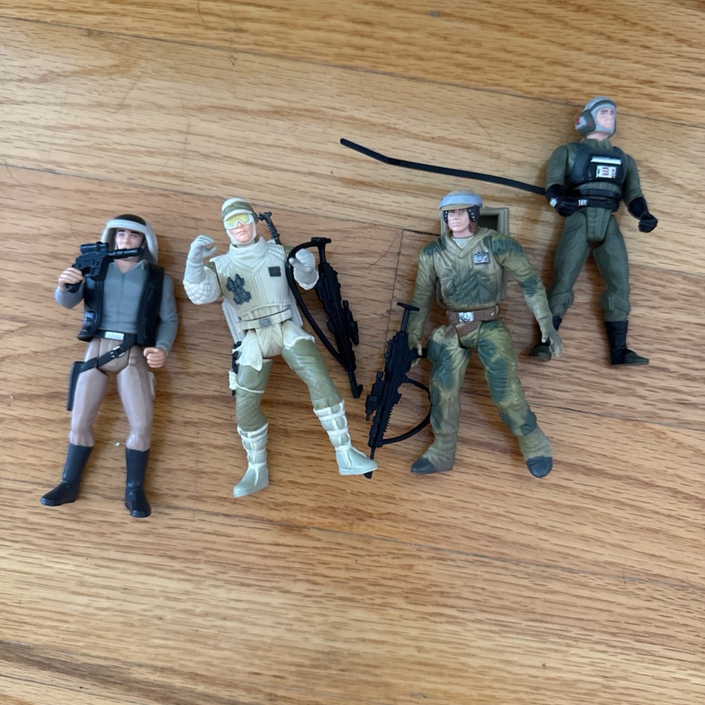 Lot of four Rebel Fighters Action Figures Star Wars